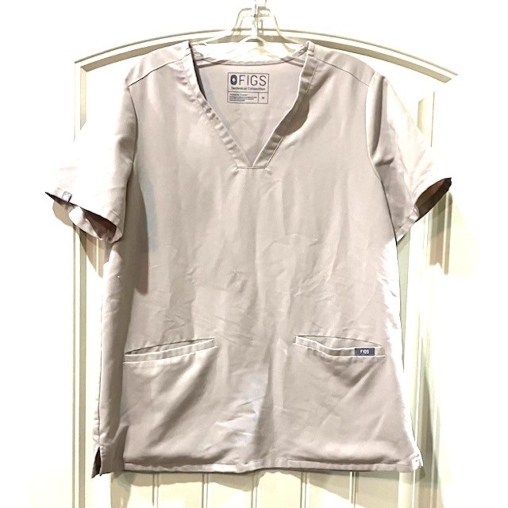 Figs Women's Short Sleeve V-Neck Scrub Top in Light Taupe